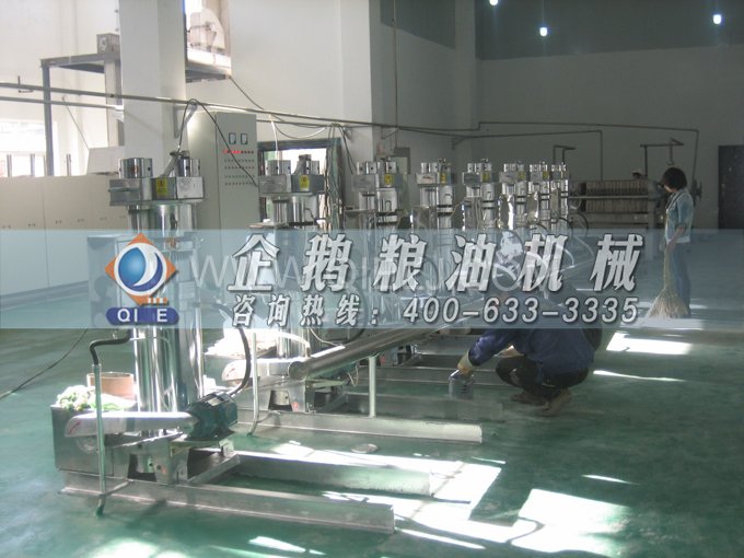 芝麻油壓榨處理設(shè)備，企鵝牌液壓榨油機(jī)勇于創(chuàng)新生產(chǎn)效率高(圖5)